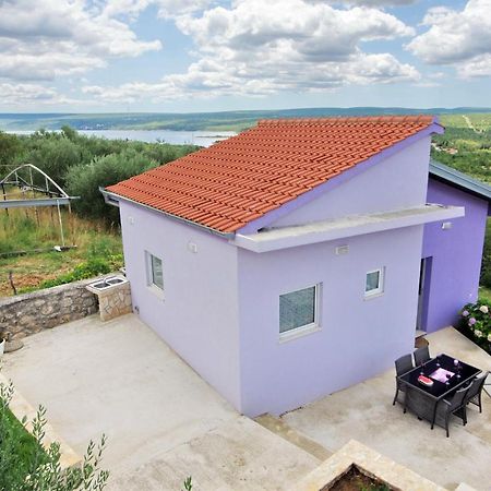 Holiday Home Paulin Obrovac Bagian luar foto