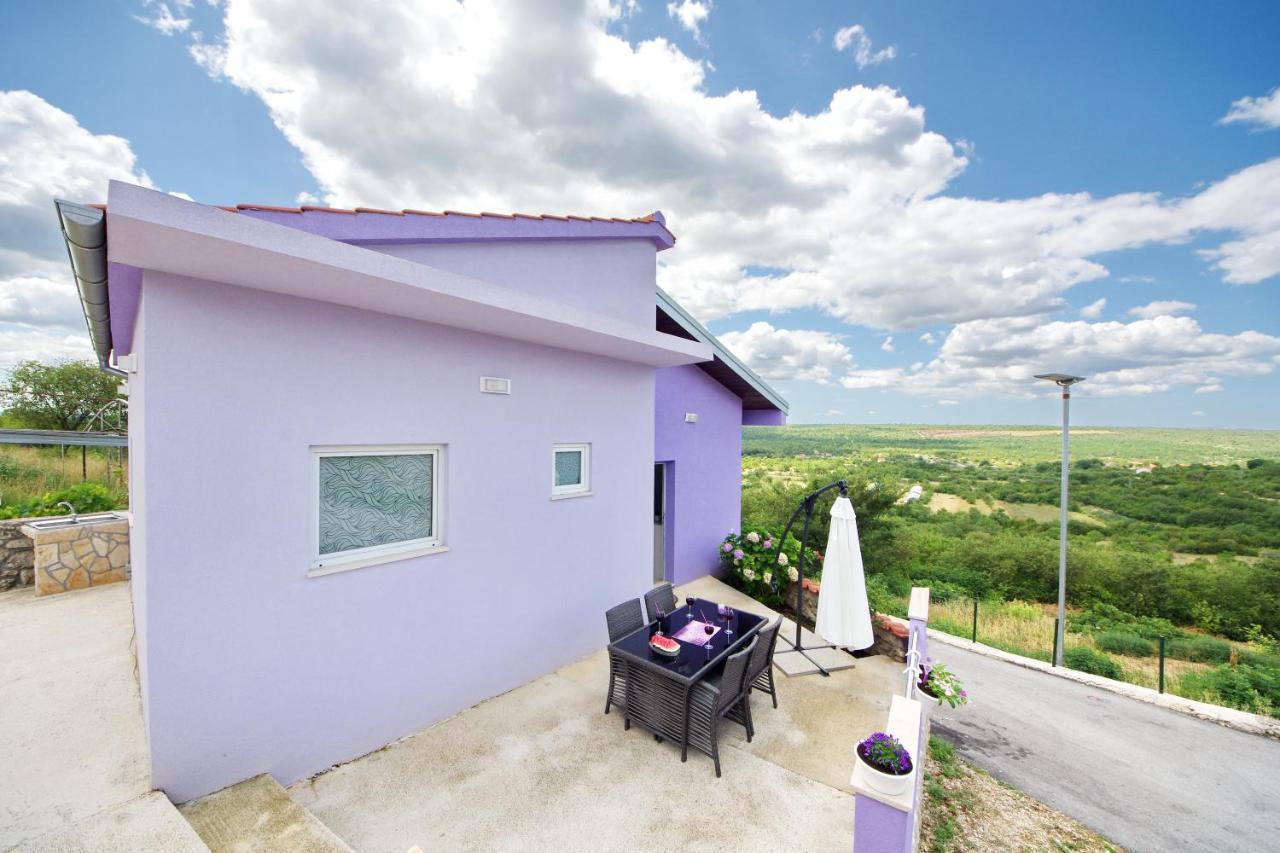 Holiday Home Paulin Obrovac Bagian luar foto