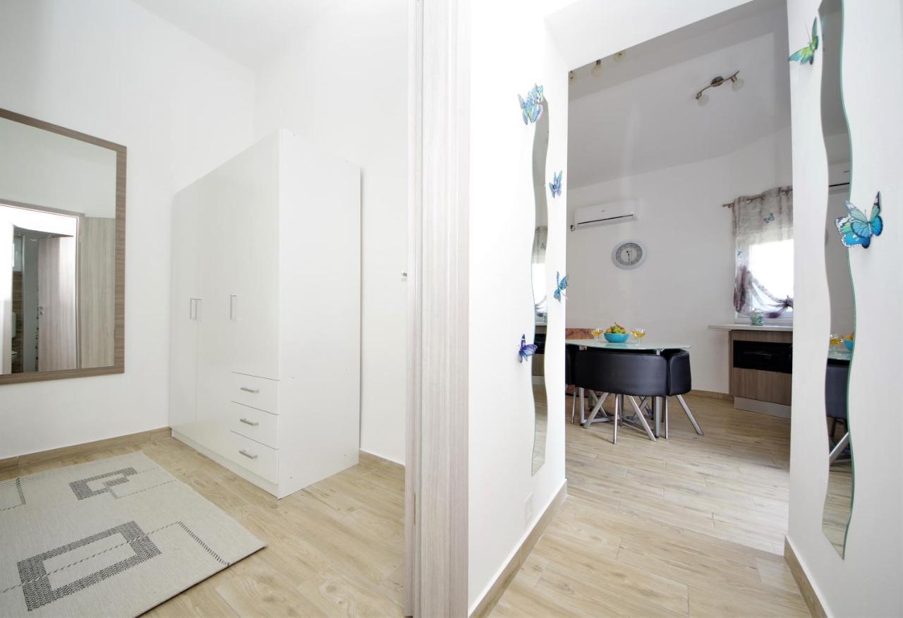 Holiday Home Paulin Obrovac Bagian luar foto